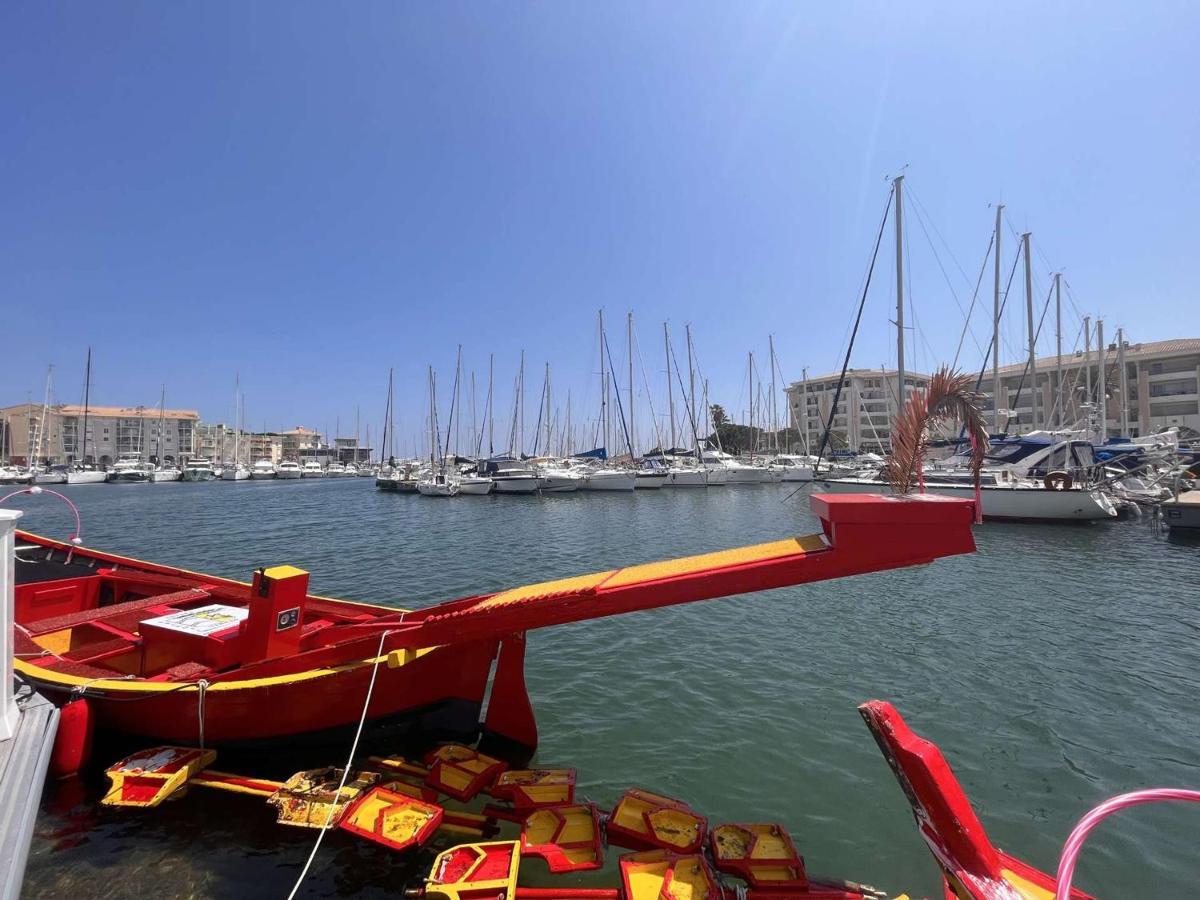 Studio Cabine A 200M De Port Frejus, Plage, Commerces, Terrasse, 4 Couchages, Menage Inclus - Fr-1-226A-31 Ngoại thất bức ảnh