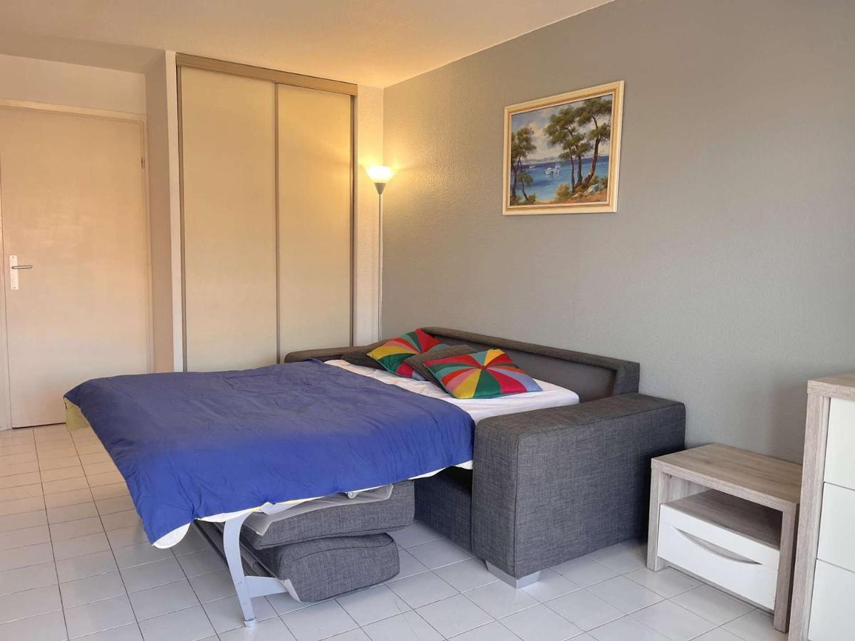 Studio Cabine A 200M De Port Frejus, Plage, Commerces, Terrasse, 4 Couchages, Menage Inclus - Fr-1-226A-31 Ngoại thất bức ảnh